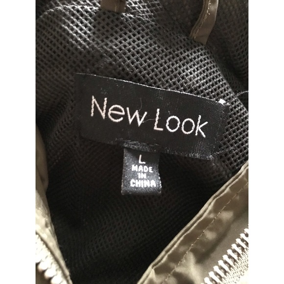 New Look Women’s Long Lined Army Green Jacket  Size Large - Picture 8 of 8